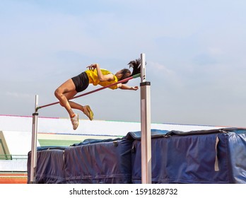 Action Female Athlete During High Jump Stock Photo 1591828732 ...