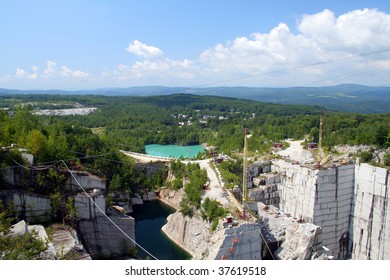 Active Granite Quarry In Barre Vermont