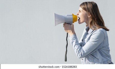 Woman Talking Megaphone Shouting Stock Photo 664157164 | Shutterstock