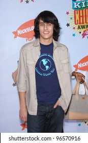 Actor TEDDY GEIGER At The 2006 Nickelodeon Kids Choice Awards At UCLA Los Angeles. April 1, 2006 Los Angeles, CA  2006 Paul Smith / Featureflash