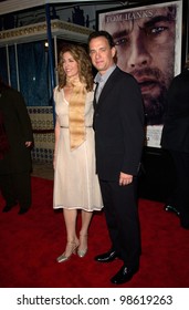 Actor TOM HANKS & Actress Wife RITA WILSON At The Los Angeles Premiere Of His New Movie Cast Away. 07DEC2000.   Paul Smith / Featureflash