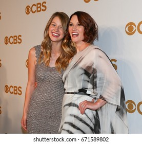 Actors Melissa Benoist (L) And Chyler Leigh Attend The 2015 CBS Upfront At The Tent At Lincoln Center On May 13, 2015 In New York City.