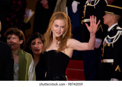 Actress NICOLE KIDMAN At The Premiere Of Her New Movie Moulin Rouge Which Opened The 54th Cannes Film Festival. 09MAY2001   Paul Smith/Featureflash