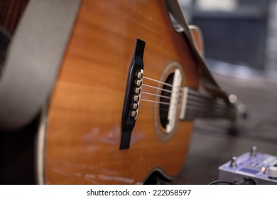 Acustic Guitar