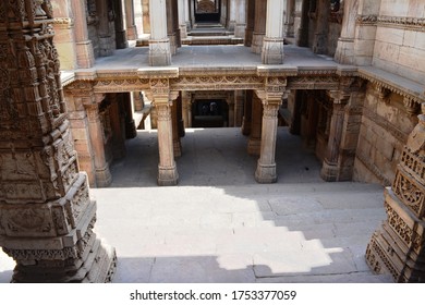 Adalaj Stepwell Was Built In 1498 In The Memory Of Rana Veer Singh (the Vaghela Dynasty Of Dandai Des), By His Wife Queen Rudadevi. It Is Located In Adalaj Village Of Gujarat, India