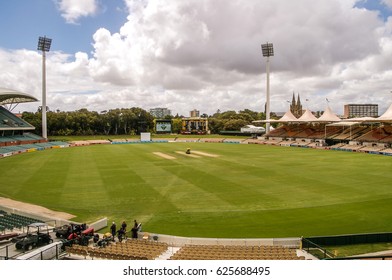 455 Oval cricket ground Images, Stock Photos & Vectors | Shutterstock