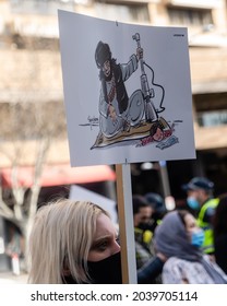 Adelaide, South Australia - August 29,2021: An Australian Female Stand With Her Signs In Front Of The Parliament House Of South Australia.