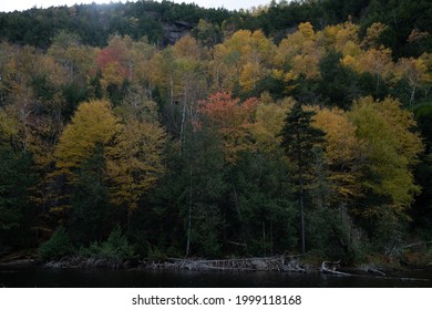 Adirondacks, NY, USA - June 29 2021: Mountains With Spring Water And Blue Sky Scene. Green Untouched Forest Landscape. Summertime In Adirondack Mountains. Upstate New York.