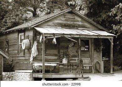 adirondaks style cabin