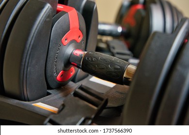 1,375 Adjustable Dumbbells Images, Stock Photos & Vectors 