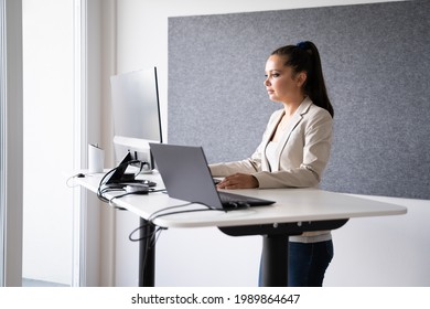 Adjustable Height Office Desk. Working While Standing