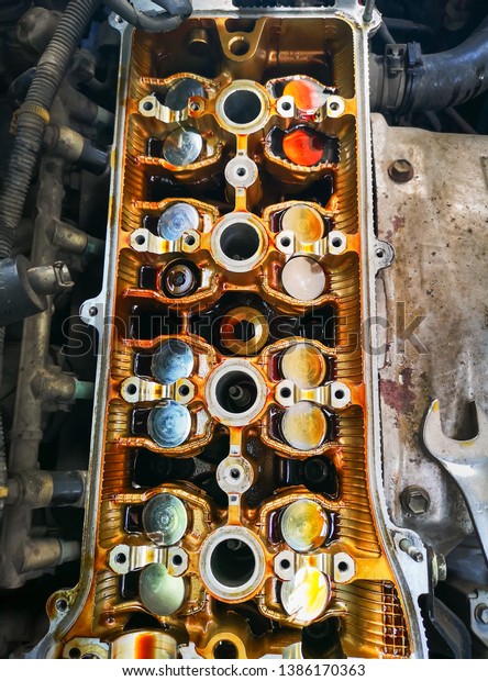Adjustment of the car\'s\
engine
