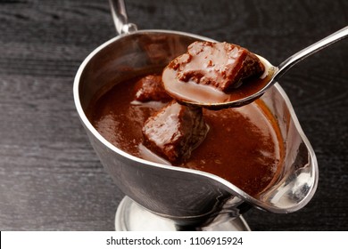 Adle Beef Curry Into A Gravy Boat