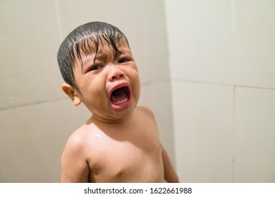 Adorable Baby Boy Crying Inconsolably Refused Foto De Stock 1622661988 ...