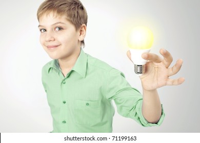 2,662 Teenager light bulb Images, Stock Photos & Vectors | Shutterstock