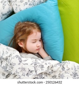 Adorable Little Girl Sleeping Bed Stock Photo 250126432 | Shutterstock