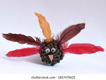 Adorable Turkey Thanksgiving Craft For Kids Creative Art Project For Children Easy And Fun Toddler Activity For Ideas For Teachers Craft Blogs And Mommy Bloggers Cheap Simple Fall Decoration