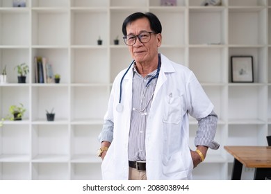 Adult Doctor Or Surgeon In A Classroom, Ready To Instruct.