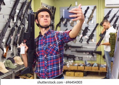 425 Gun selfie Images, Stock Photos & Vectors | Shutterstock