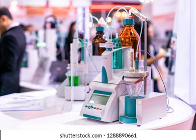 advance technology automatic titrator device for dosing chemical for volumetric or quantitative analysis in industrial medical pharmaceutical nutraceuticals food beverage etc.