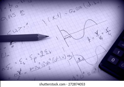 Advanced physics and maths notes (handwriting)