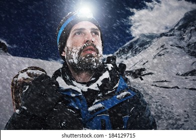 202,508 Man snow mountain Images, Stock Photos & Vectors | Shutterstock