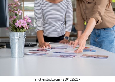 Advertising Agency Designer Creative Start-up Team Discussing Ideas In Office. 