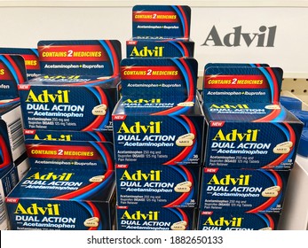 Advil Dual Action Combination Ibuprofen And Acetaminophen Packages On A Display Shelf In A Pharmacy Store - San Jose, California, USA - 2020