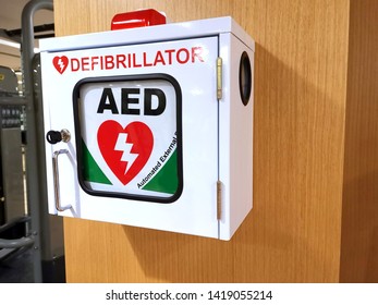 AED Defibrillator Kit On The Wall. 