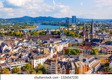 Luftaufnahmen von Bonn, der ehemaligen Hauptstadt Deutschlands