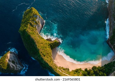 Cliff drone Images, Stock Photos & Vectors | Shutterstock