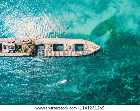 Foto Bild Luftbilddrohne Ansicht des alten Schiffbruch-Geisterschiffes