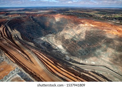 4,797 Super pit Images, Stock Photos & Vectors | Shutterstock