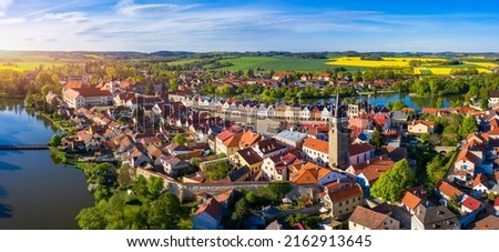 Aerial landscape of small Czech town of Telc with famous Main Square (UNESCO World Heritage Site). Aerial panorama of old town Telc, Southern Moravia, Czechia. Historic centre of Telc, Czech Republic. Foto stock © 