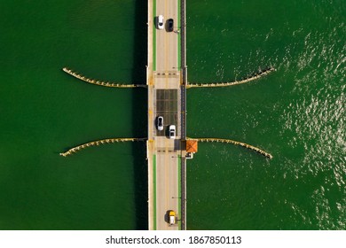 Aerial Photo Draw Bridge Cars Passing Stock Photo 1867850113 | Shutterstock