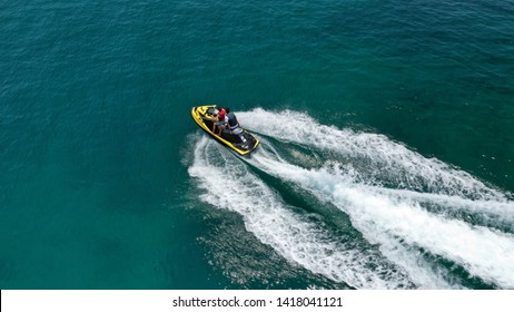 272 Yellow jetski Images, Stock Photos & Vectors | Shutterstock