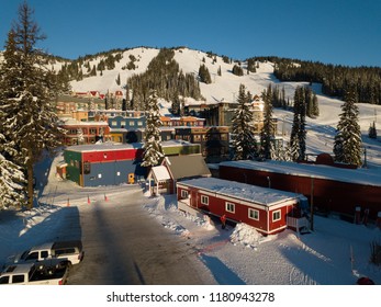 Canada Ski Resort Images Stock Photos Vectors Shutterstock