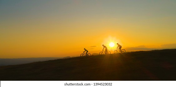 golden mountain biking
