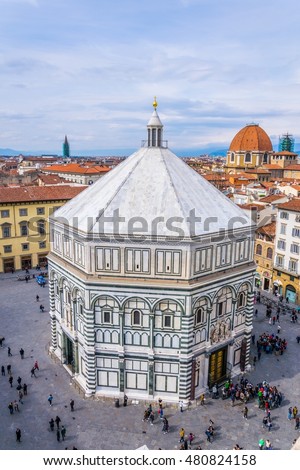Aerial view of the Baptistery of San Giovanni and the Basilica of San Lorenzo