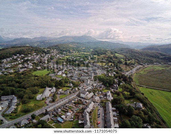 Aerial view, Drone panorama of\
Penrhyndeudraeth town in Snowdonia mountains in North\
Wales