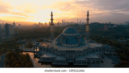 89 Gambar Gambar Masjid Minimalis 10 X 10 Terlihat Keren 89 Gambar Gambar Masjid Minimalis 10 X 10 Terlihat Keren