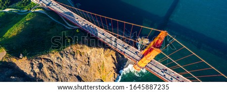 Similar – Foto Bild Golden Gate Bridge bei Nacht mit Lichtspuren