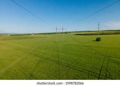 129 Flying drone transmission line Images, Stock Photos & Vectors ...