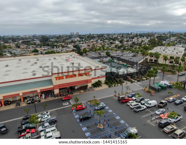 Aerial view of The Home Depot store and
parking lot in San Diego, California, USA. Home Depot is the
largest home improvement retailer and construction service in the
US. 06/22/2019