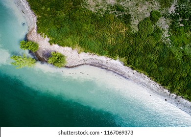 Aerial view of island shoreline on the St-Lawrence River