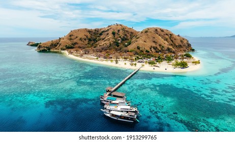 Aerial View Kanawa Island Komodo National Stock Photo 1913299765 ...