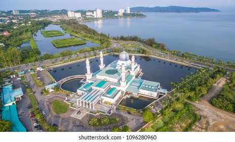 Aerial View Kota Kinabalu City Floating Stock Photo 1096280960 ...