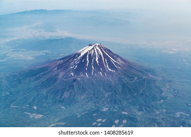 270 Mt fuji plane view Images, Stock Photos & Vectors | Shutterstock