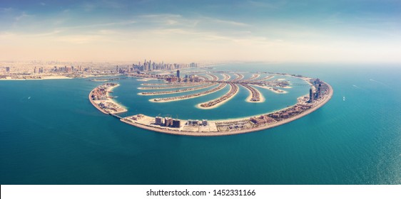 1,678 Aerial view of palm jumeirah Images, Stock Photos & Vectors ...