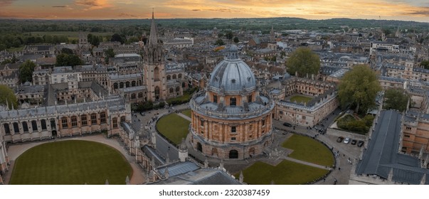 Aerial view of the Oxford city, UK. Beautiful medieval city with many castles and traditional English buildings. 
